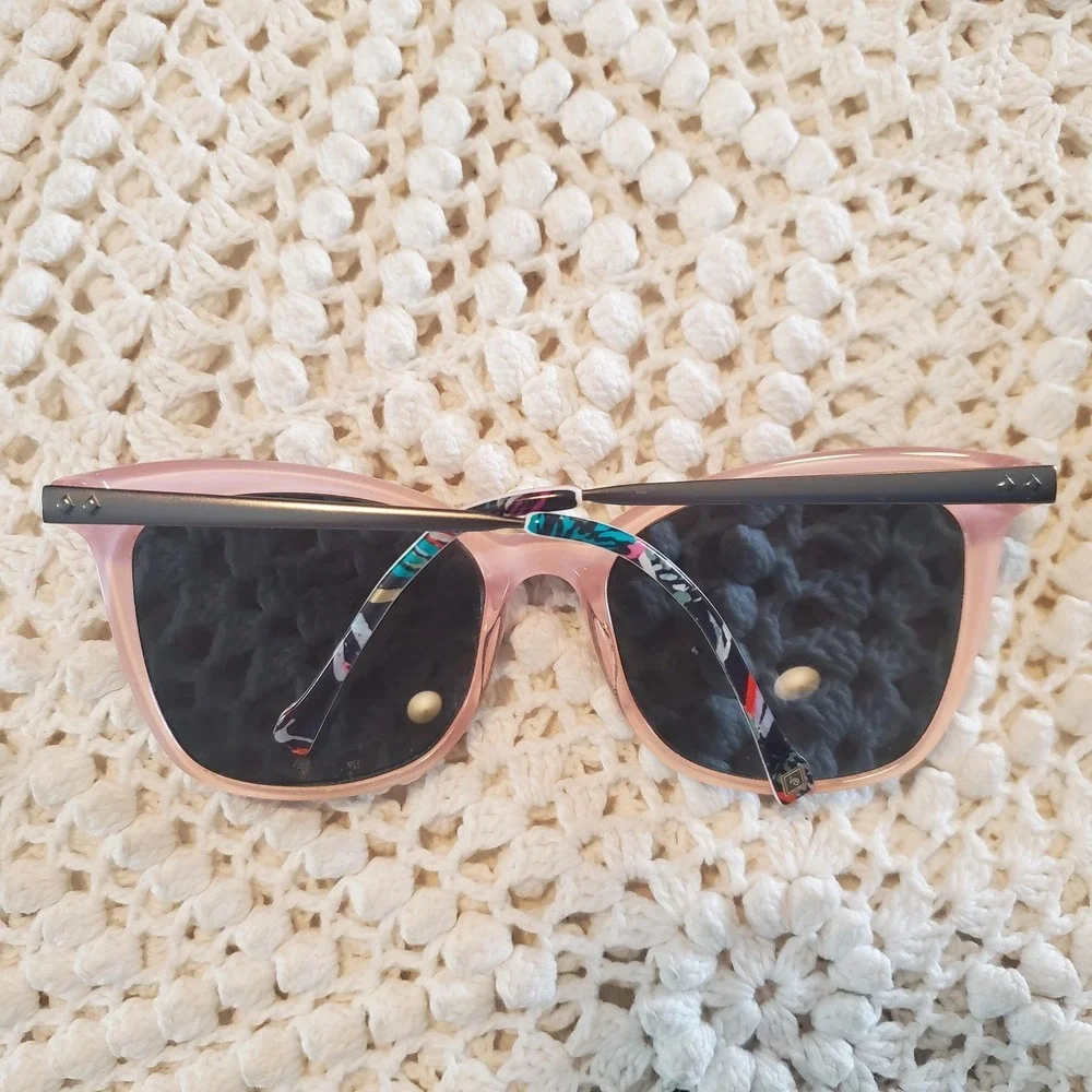 Vera Bradley Eyeglasses FRAMES ONLY Womens‎ Oversized Cat Eye Butterfly Flutter